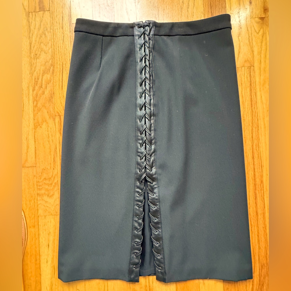 BCBGMaxAzria Skirt in Black & real leather detailing